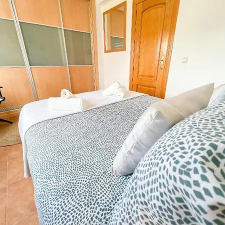 公寓 Spacious In The Center Of 托雷莫利诺斯