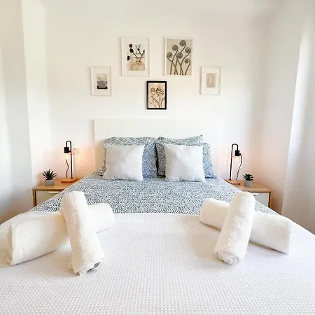 公寓 Spacious In The Center Of