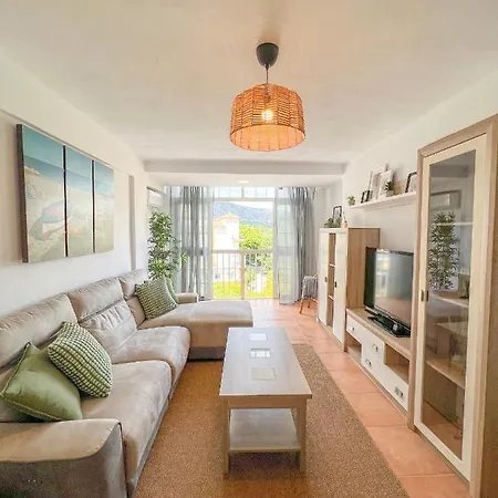 Spacious In The Center Of *