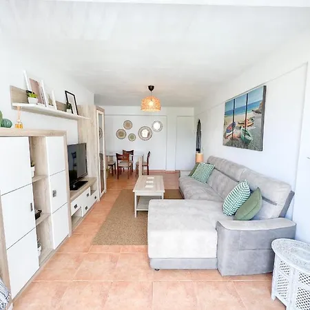 Apartment Spacious In The Center Of Torremolinos